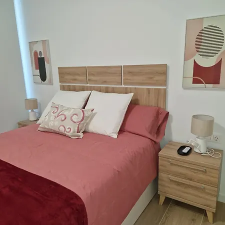 Coqueto Y Acogedor Piso En Poniente