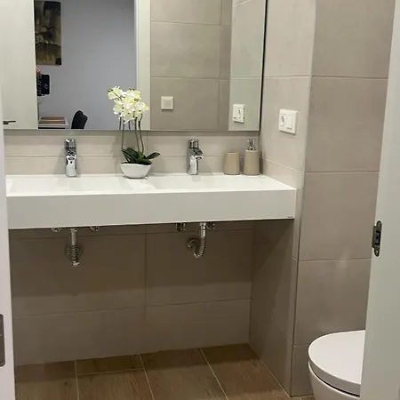 Coqueto Y Acogedor Piso En Poniente * بينايدورم